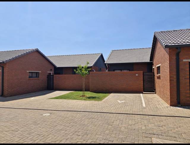 3 BEDROOM HOUSE FOR SALE IN OLYMPUS AH